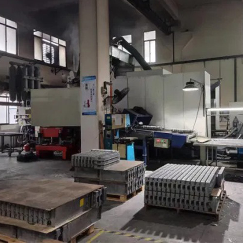 Die casting shop 500x500